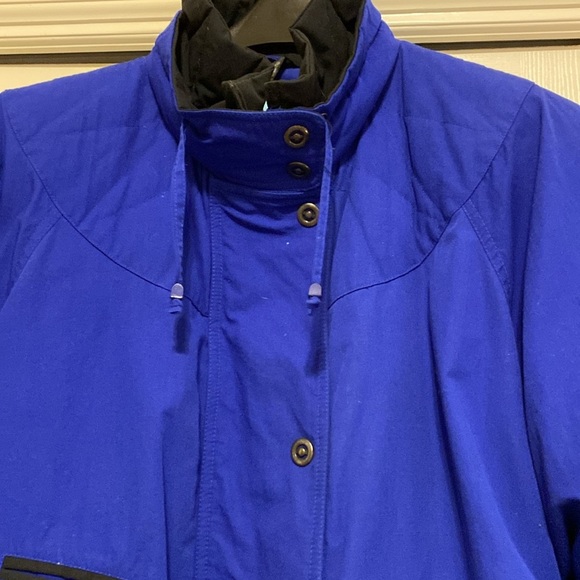 Fabulous Down Winter coat. Cyclone. Drawstring waist. Zip/snap closure. Sz L - Picture 4 of 7